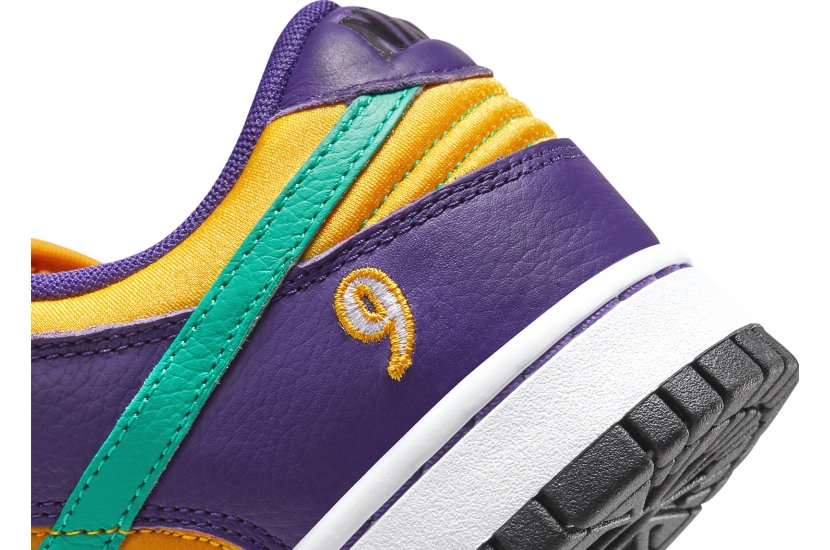 DUNK LOW LX LISA LESLIE W [DO9581-500]