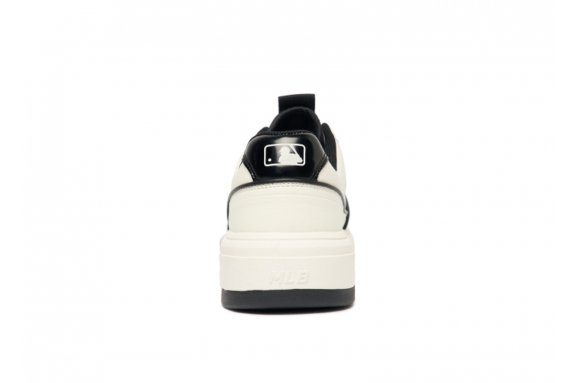 MLB LINER BLACK [3ASXCA12N-50WHS]