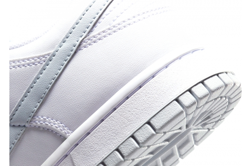 DUNK LOW WHITE PURE PLATINUM [DV0831-101]