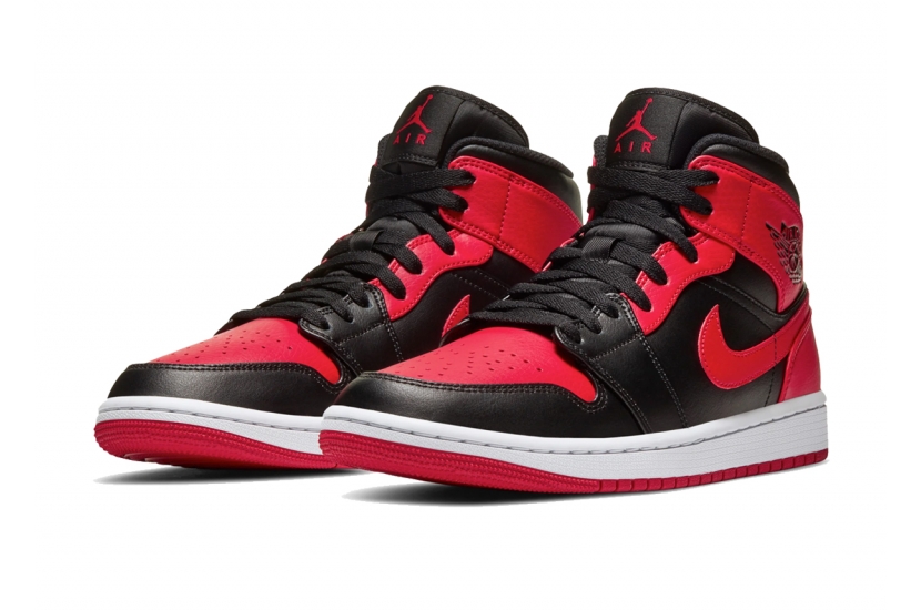 AIR JORDAN 1 MID BANNED MEN [554724-074]