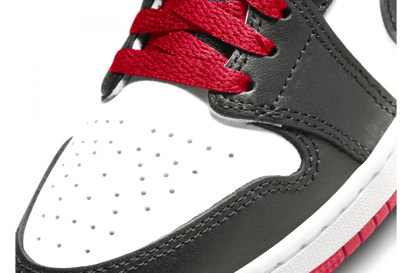 AIR JORDAN 1 LOW OG BLACK TOE [CZ0858-106]