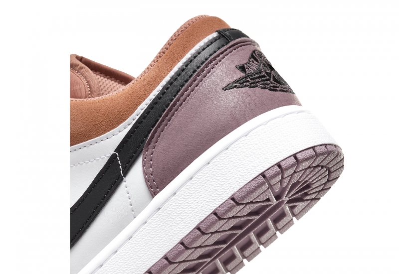 AIR JORDAN 1 LOW SE SKY J MAUVE GS [FB9908-102]