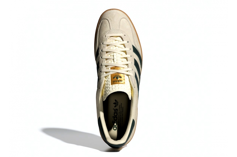 GAZELLE INDOOR CREAM WHITE COLLEGIATE GREEN GUM [IH7502]