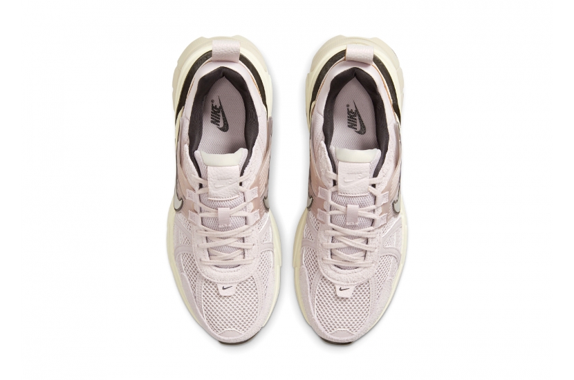 NIKE V2K RUN PLATINUM VIOLET [FN6703-001]