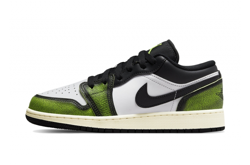 AIR JORDAN 1 LOW WHITE BLACK GREEN GS [DO8244-003]