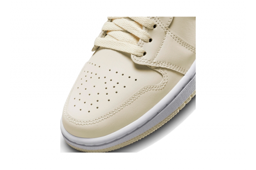 AIR JORDAN 1 LOW COCONUT MILK [DC0774-121]