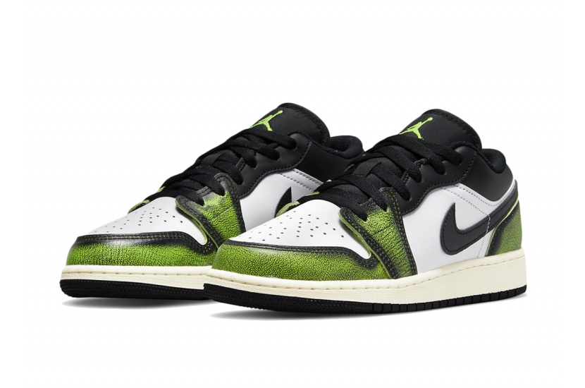 AIR JORDAN 1 LOW WHITE BLACK GREEN GS [DO8244-003]