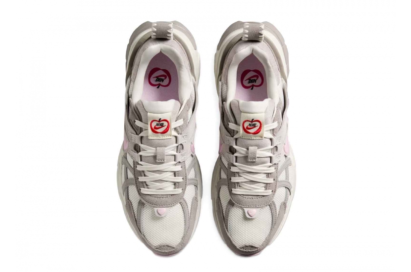 NIKE V2K RUN SAIL PINK FOAM SAIL COLLEGE GREY [HV5997-161]