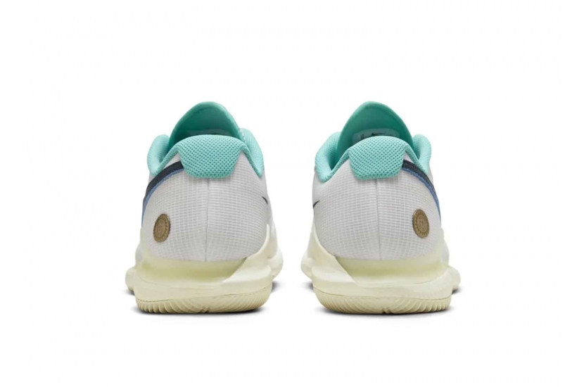 NIKE COURT AIR ZOOM VAPOR PRO "WHITE COCONUT MILK" [HM3705-141]