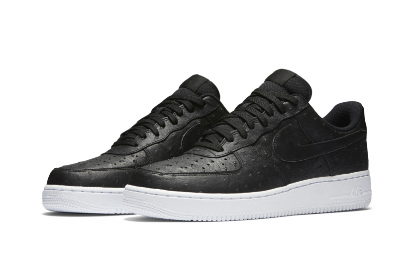 AIR FORCE 1 '07 LV8 BLACK [718152-009]