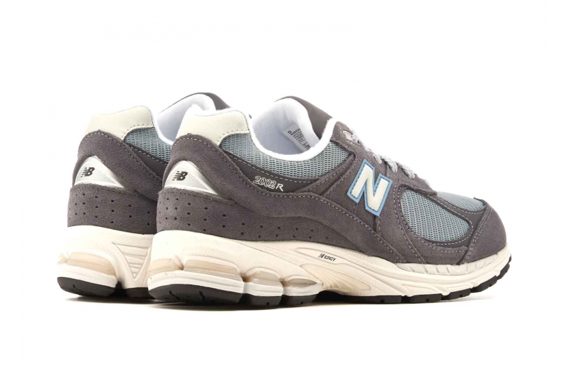 NEW BALANCE 2002R MAGNENT LEAD [M2002RFB]