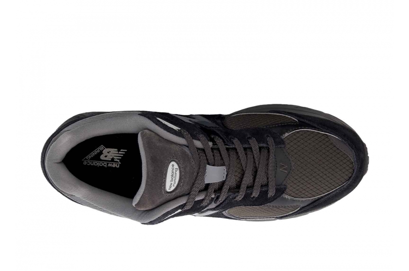 NEW BALANCE 2002R RIPSTOP BLACK [U2002RTG]