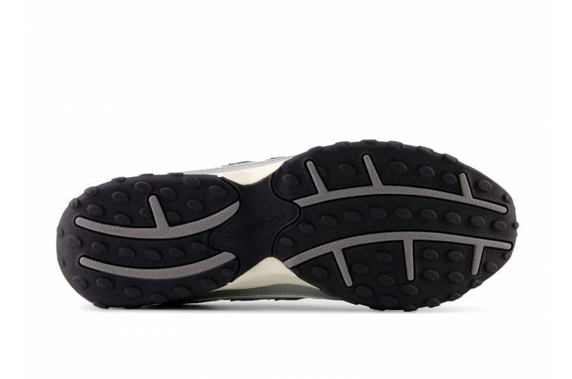 NEW BALANCE 204L SILVER METALLIC BLACK [U204LSWD]