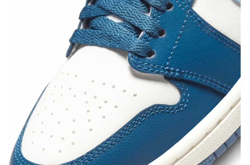 AIR JORDAN 1 MID SKY J FRENCH BLUE [BQ6472-414]