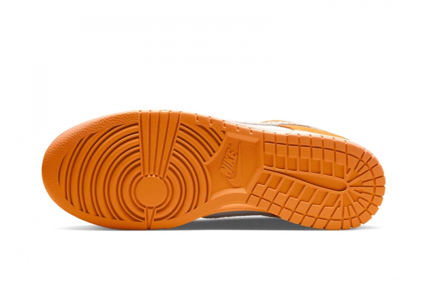 DUNK LOW AS SAFARI SWOOSH KUMQUAT [DR0156-800]