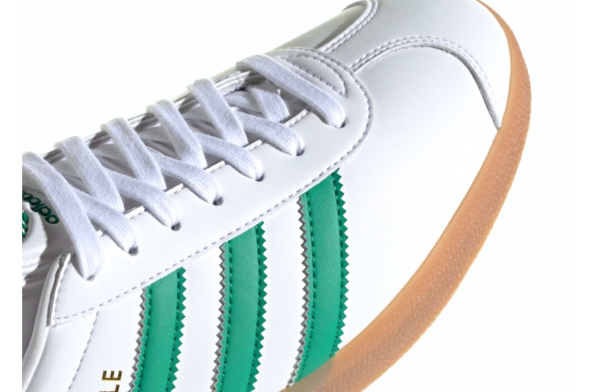 GAZELLE WHITE BOLD GREEN GUM [IH2216]