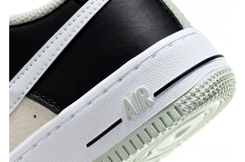AIR FORCE 1 '07 LV8 BLACK PHANTOM SPLIT [FB9035-002]