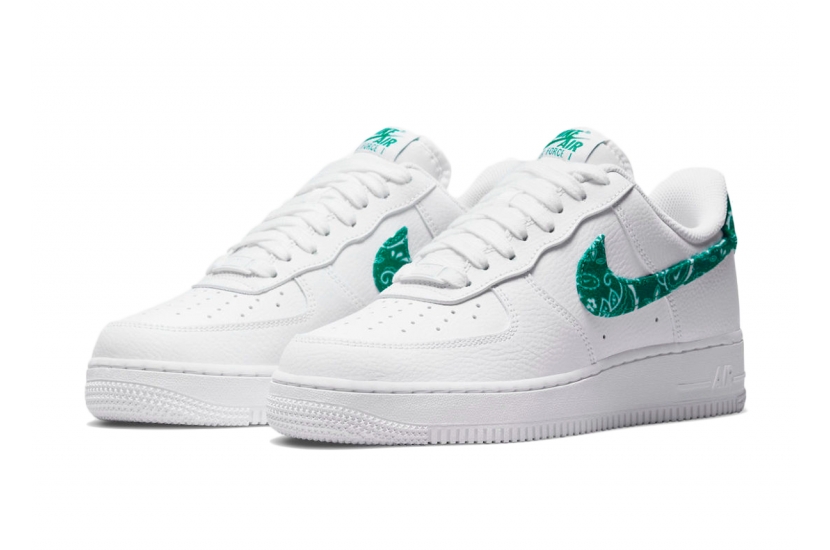 AIR FORCE 1 ESSENTIALS WHITE GREEN PAISLEY [DH4406-102]