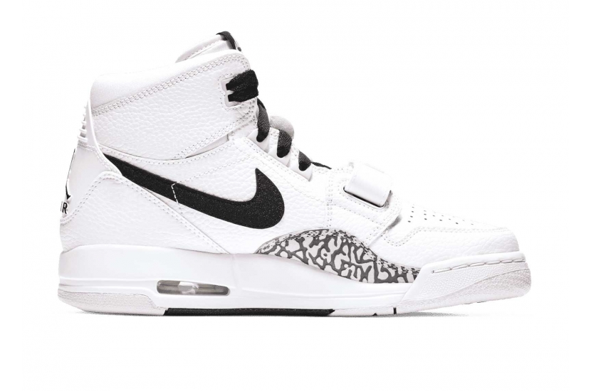 JORDAN LEGACY 312 WHITE BLACK PINK FOAM GS [AT4040-106]