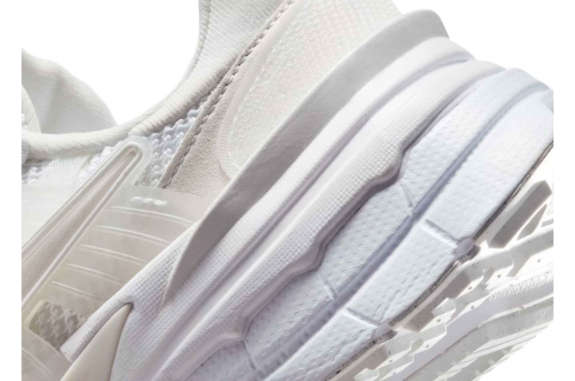  V2K RUN ‘SUMMIT WHITE’ [HJ5269-100]