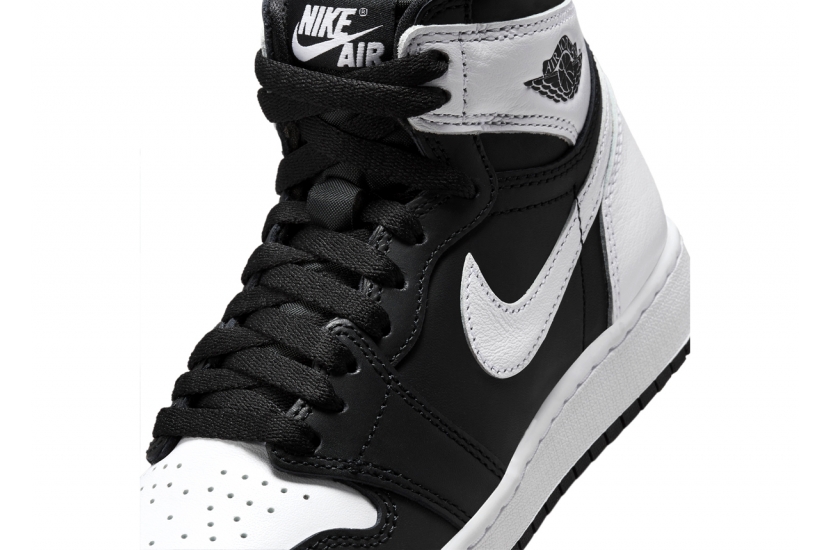 AIR JORDAN 1 RETRO HIGH OG BLACK WHITE GS [FD1437-010]