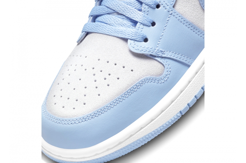 AIR JORDAN 1 LOW ‘UNIVERSITY BLUE [DC0774-050] 