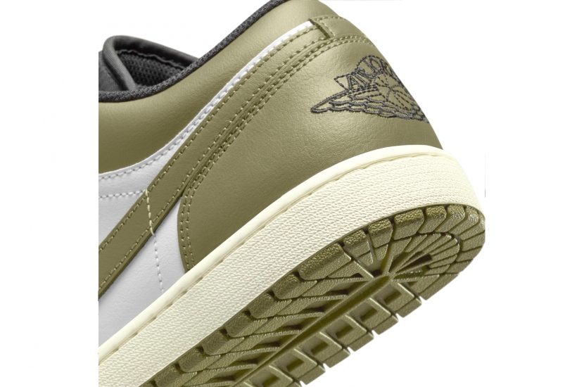  AIR JORDAN 1 LOW “MEDIUM OLIVE” [553558-092]